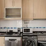 Alegria Living In شقة *